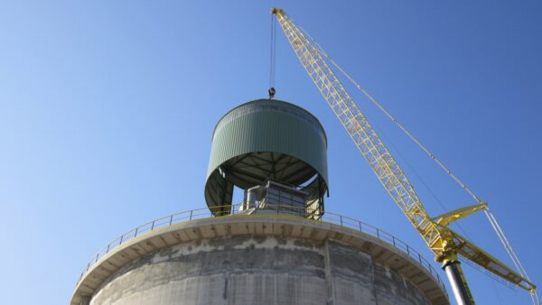 Silo de Clinker en fábrica en Baleares, CEMEX